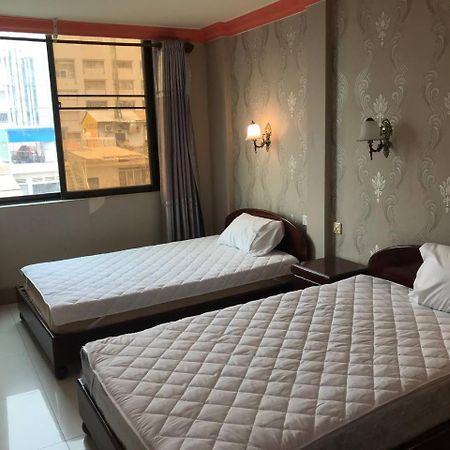 Rs Galaxy Hotel Phnom Penh Ngoại thất bức ảnh